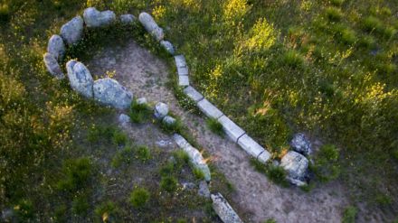 Intervención en el entorno del dolmen de Bernuy Salinero y la creación de un observatorio de astroarqueología