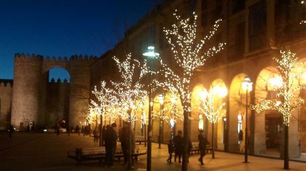 Campaña "Compra Navidad en Ávila"